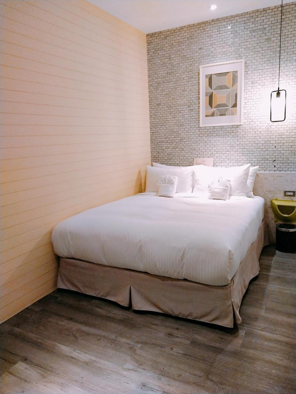 King Wow Inn Tainan Exteriör bild